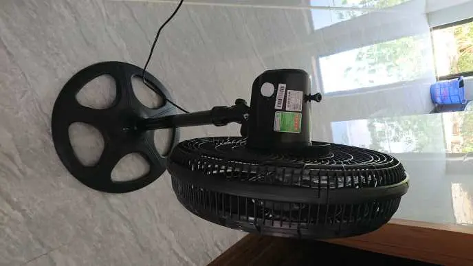 Khách hàng review Quạt đứng Asia 5 cánh VY619990 55W 3