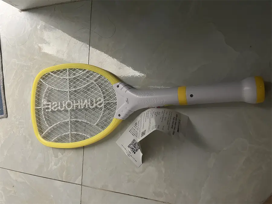 Khách hàng review Vợt muỗi Sunhouse SHE-MT1702 2