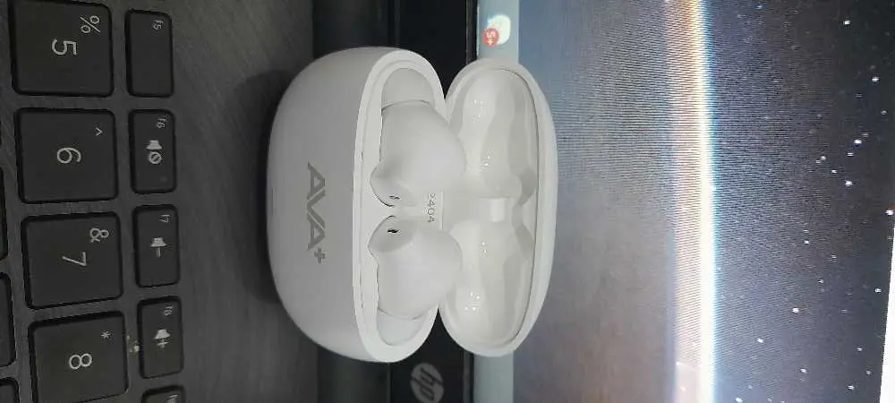 Khách hàng review Tai nghe Bluetooth True Wireless AVA  FreeGo W26 8