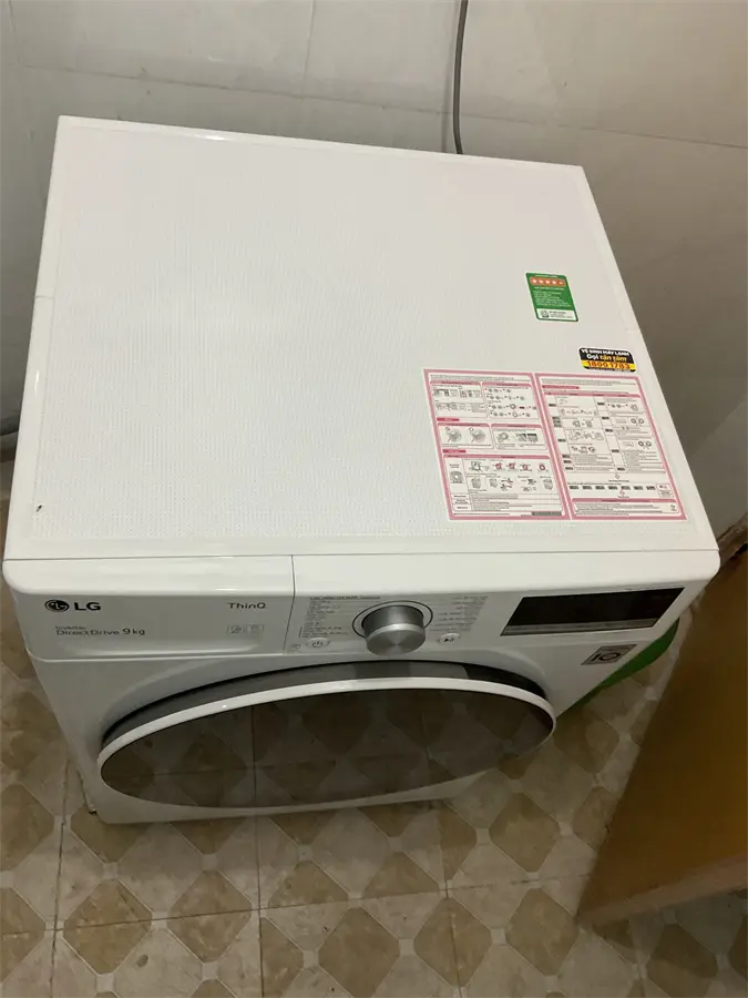 Khách hàng review Máy giặt LG AI DD Inverter 9 kg FV1409S4W 2