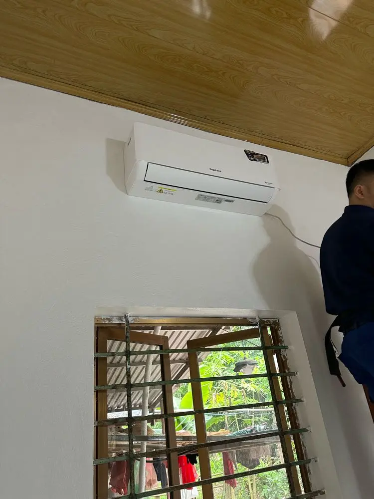 Khách hàng review Máy lạnh Nagakawa Inverter 1 HP NIS-C09R2T28 33
