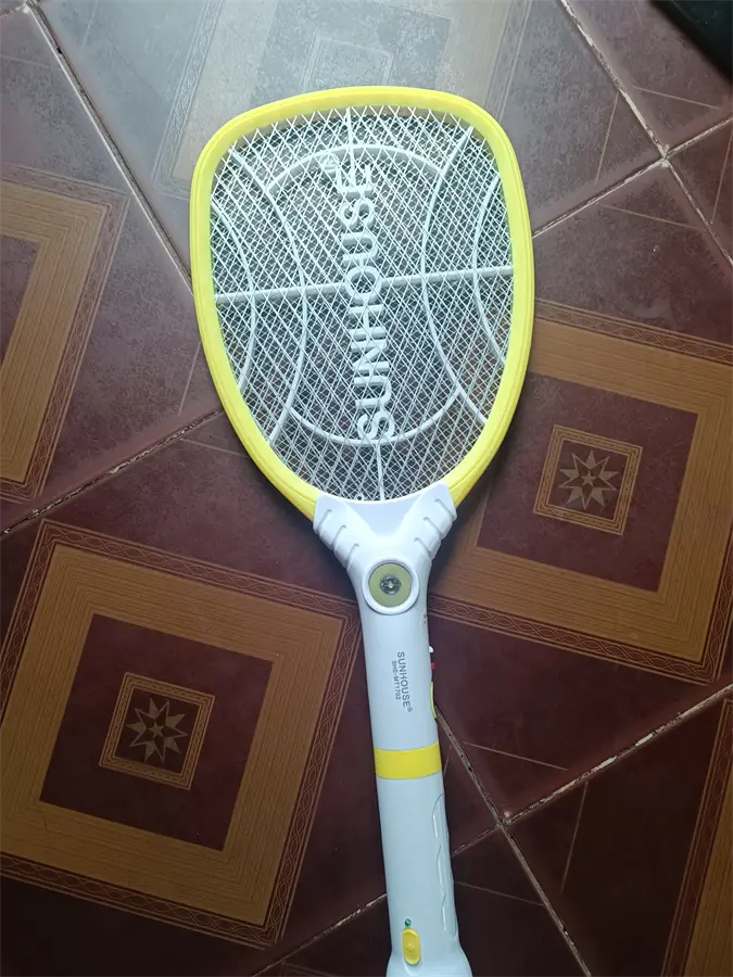 Khách hàng review Vợt muỗi Sunhouse SHE-MT1702 1