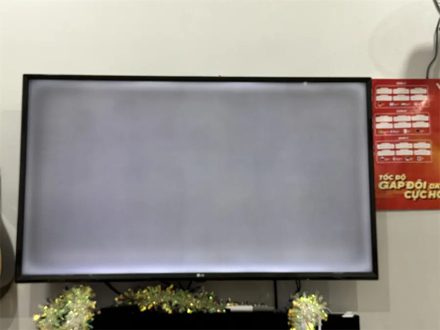 Khách hàng review Smart Tivi LG 4K 43 inch 43UK6340PTF 1