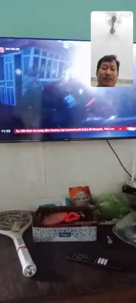 Khách hàng review Google Tivi TCL FHD 40 inch 40S5400 1