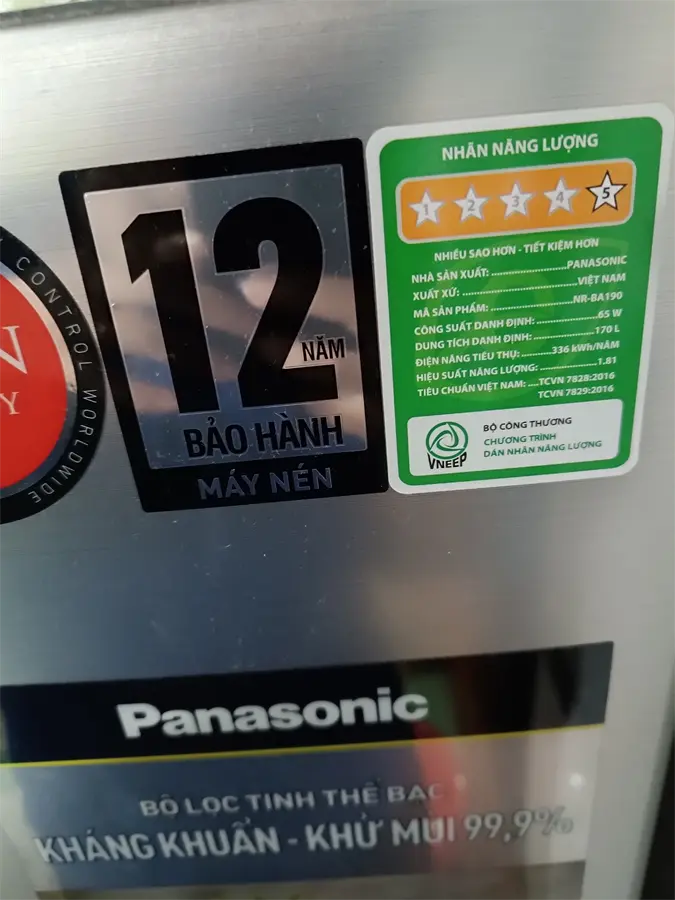 Khách hàng review Tủ lạnh Panasonic Inverter 170 lít NR-BA190PPVN 79