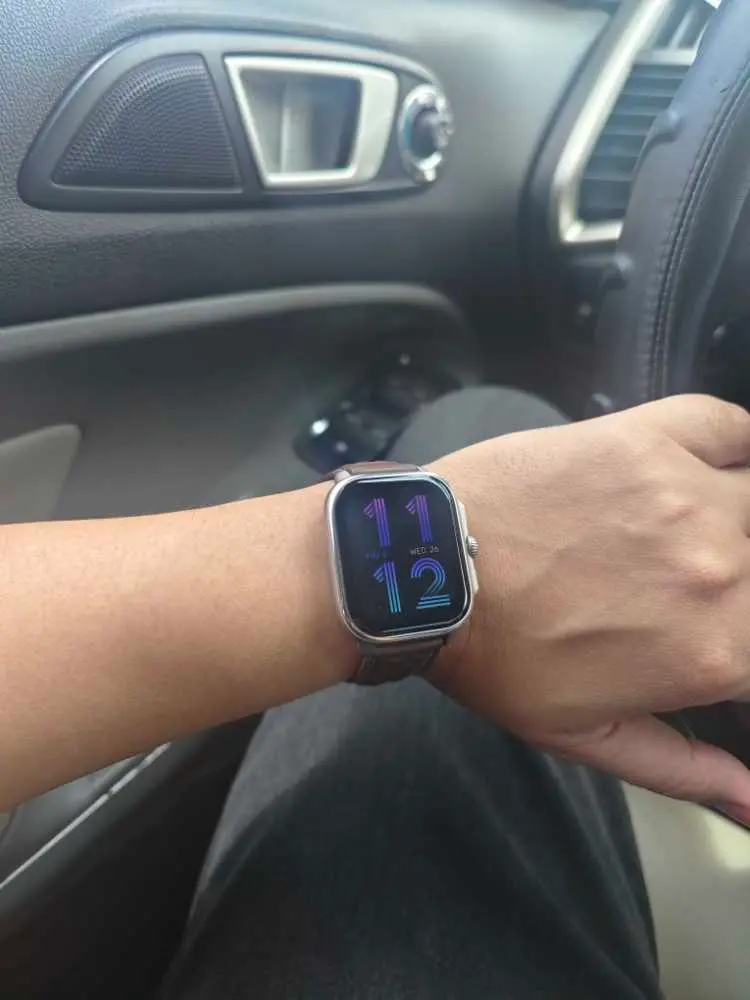 Khách hàng review Amazfit Cheetah Square 44mm dây silicone 1