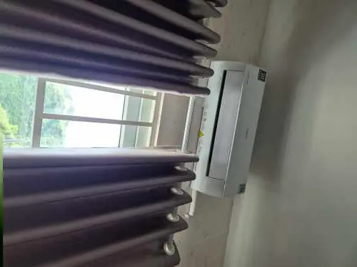 Khách hàng review Máy lạnh AQUA Inverter 1 HP AQA-RV10QA2 2