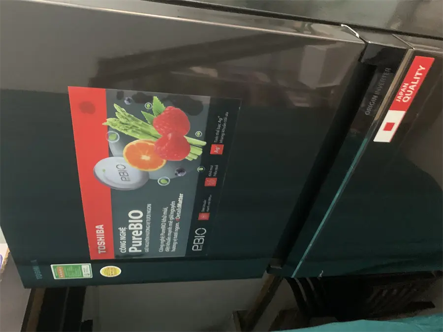 Khách hàng review Tủ lạnh Toshiba Inverter 338 lít GR-RT468WE-PMV(58)-MM 3