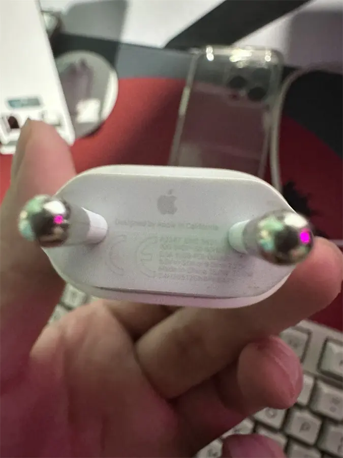 Khách hàng review Sạc nhanh Type-C PD 20W Apple 7