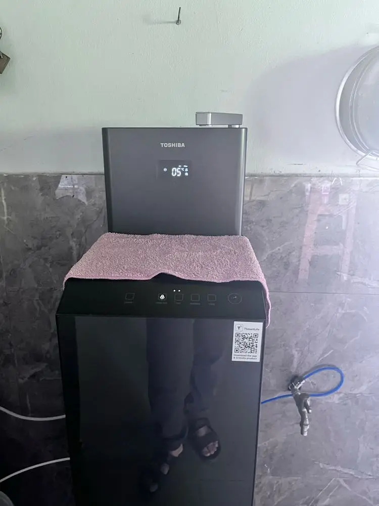 Khách hàng review Máy lọc nước RO nóng nguội lạnh Hydrogen Toshiba TWP-W2399SVN(M) 10 lõi 3