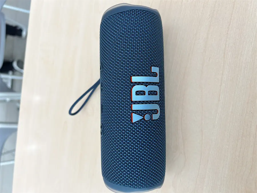 Khách hàng review Loa Bluetooth JBL Flip 6 2