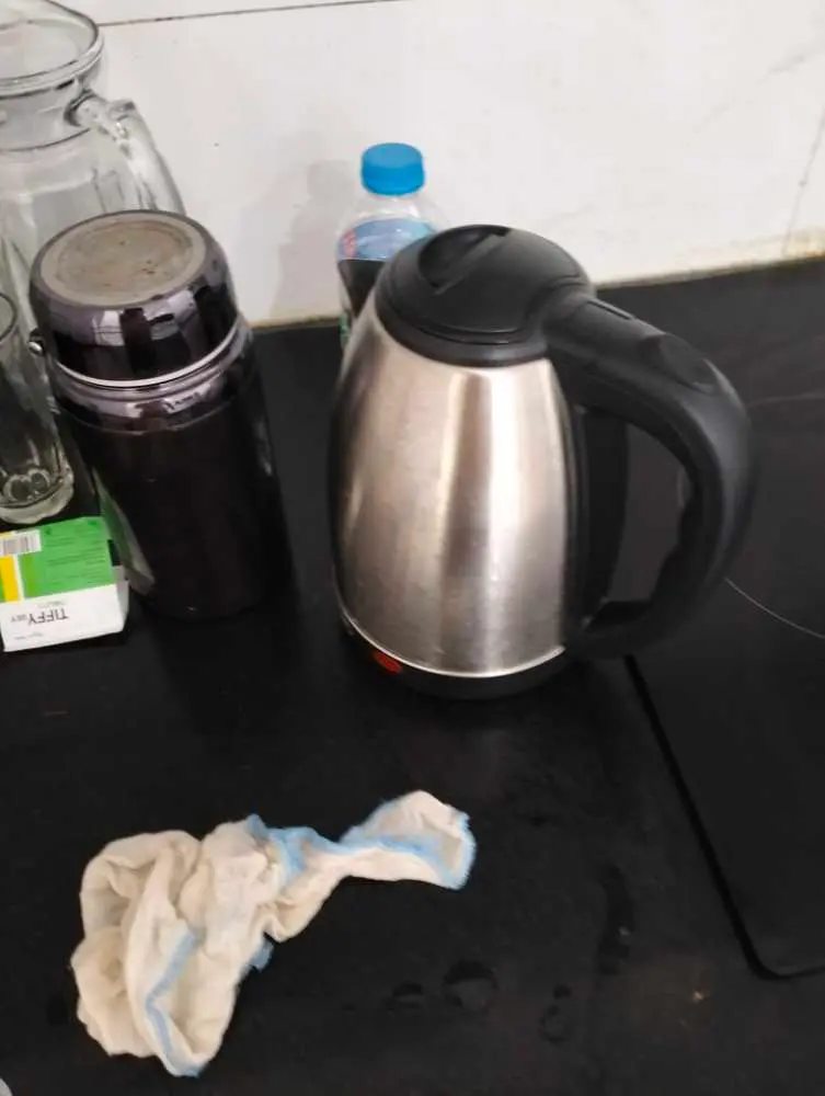 Khách hàng review Bình đun siêu tốc Sunhouse 1.8 lít SHD1182 4