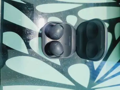 Khách hàng review Tai nghe Bluetooth True Wireless Samsung Galaxy Buds 2 Pro R510N 2