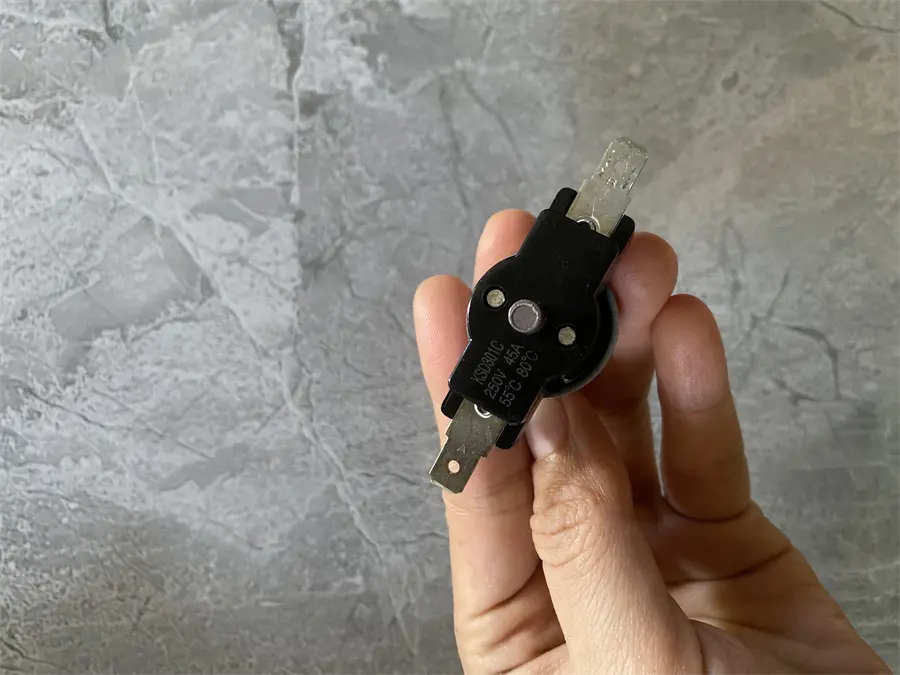 Khách hàng review Máy lọc nước RO nóng nguội lạnh Hydrogen Karofi KAD-D66 11 lõi 2