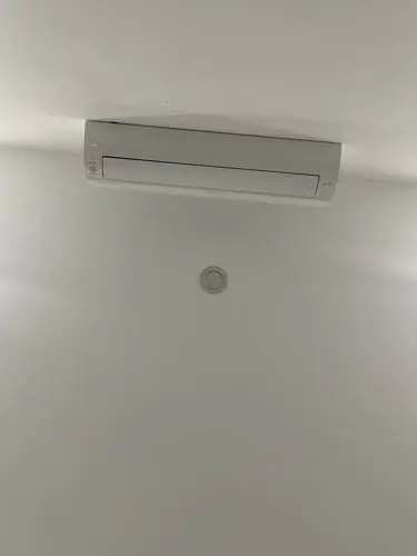 Khách hàng review Điều hòa LG Inverter 9200 BTU V10API1 4