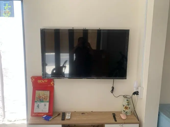 Khách hàng review Smart Tivi Samsung 4K 43 inch UA43AU7002 4
