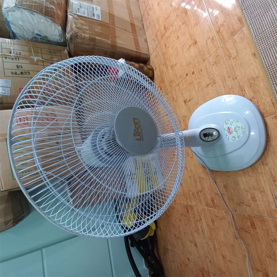 Khách hàng review Quạt lửng Lifan 3 cánh QL-216 45W 5