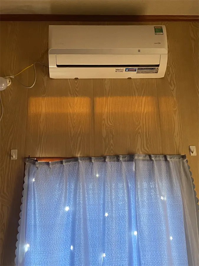 Khách hàng review Máy lạnh Midea Inverter 1 HP MAFA-09CDN8 15