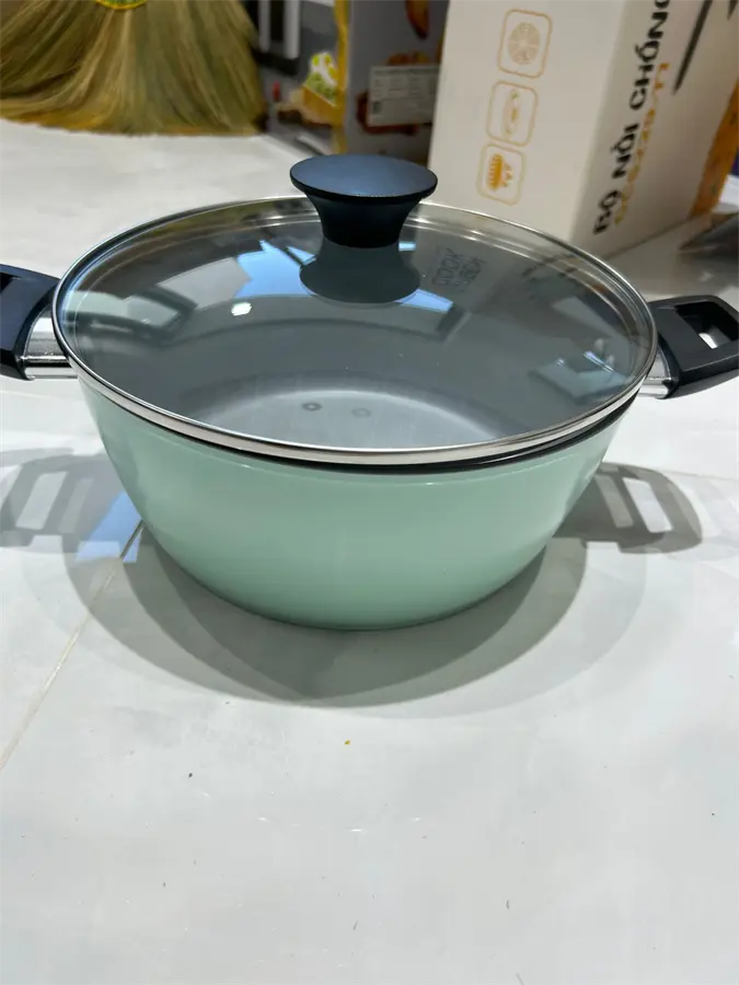Khách hàng review Bộ nồi quánh nhôm chống dính nắp kính Green Cook GCS229-T1 1