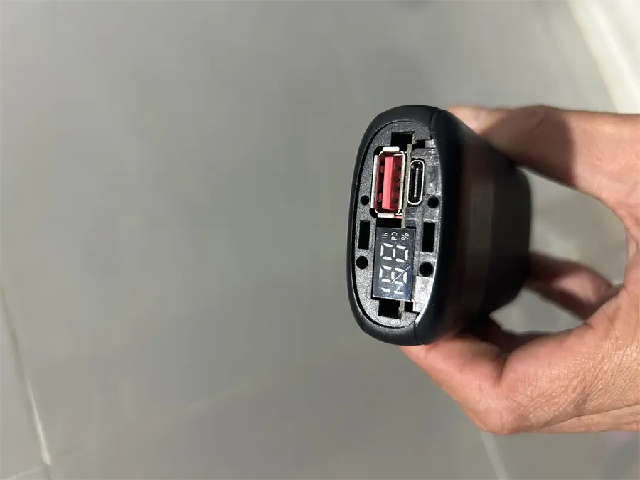 Khách hàng review Pin sạc dự phòng 10000mAh Type C PD QC3.0 22.5W Xmobile T121 4
