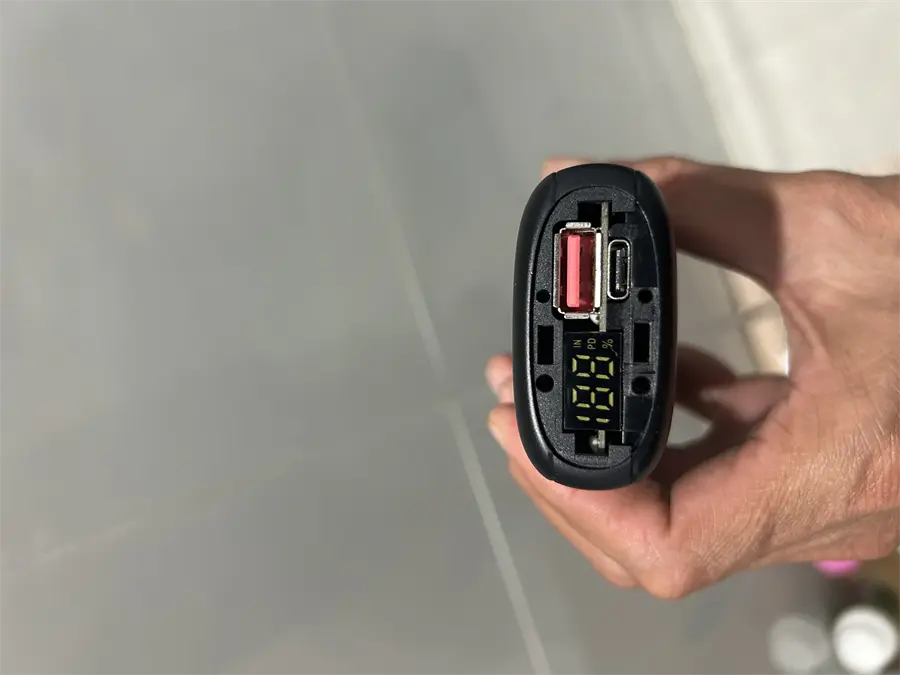 Khách hàng review Pin sạc dự phòng 10000mAh Type C PD QC3.0 22.5W Xmobile T121 5