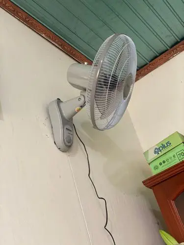 Khách hàng review Quạt treo tường Senko 3 cánh T1680 47W 2