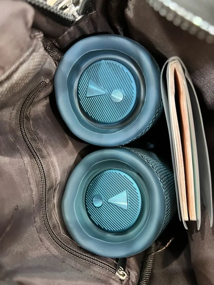 Khách hàng review Loa Bluetooth JBL Flip 6 1