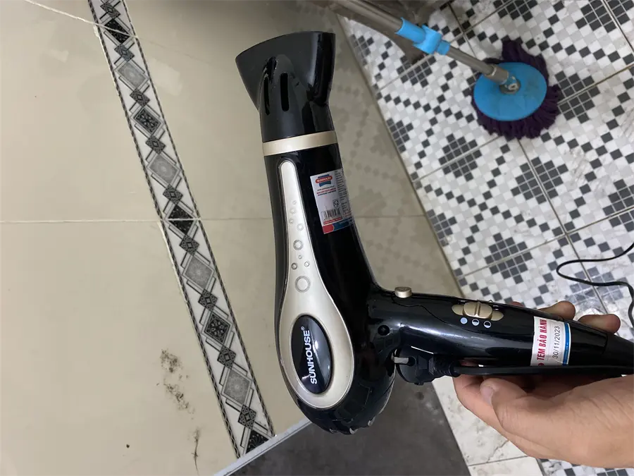 Khách hàng review Máy sấy tóc Sunhouse SHD2317 1
