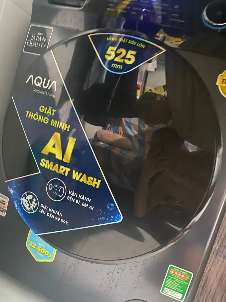 Khách hàng review Máy giặt Aqua Inverter 9 kg AQD- D902G BK 3