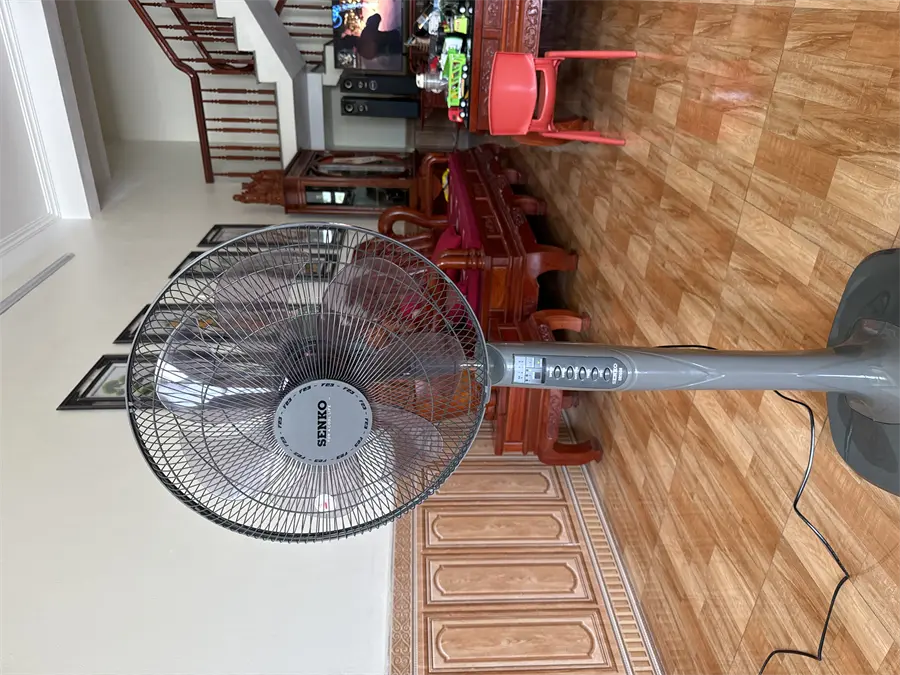 Khách hàng review Quạt cây Senko 7 cánh DR1608 65W 5