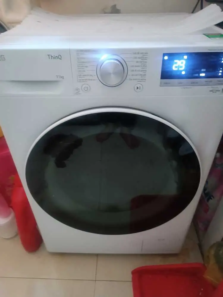 Khách hàng review Máy giặt LG AI DD Inverter 11 kg FV1411S4WA 1
