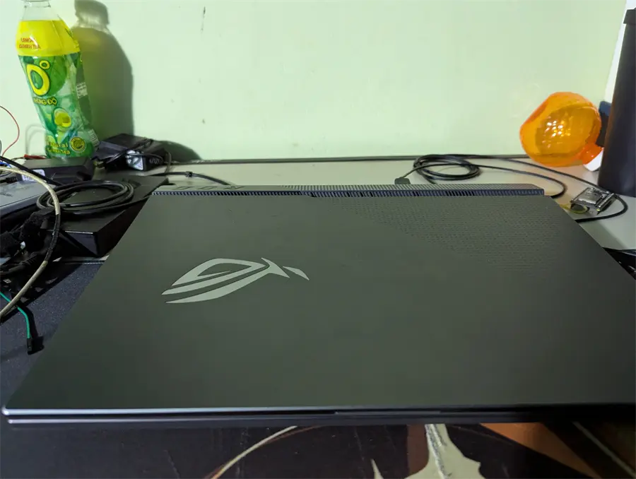 Khách hàng review Laptop Asus ROG Strix Gaming G15 G513IH R7 4800H/8GB/512GB/4GB GTX1650/144Hz/Win10 (HN015T) 3