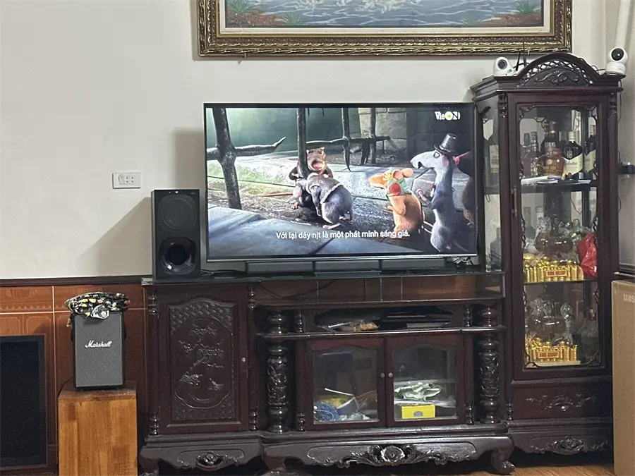 Khách hàng review Smart Tivi QLED Samsung 4K 55 inch QA55Q65D 2