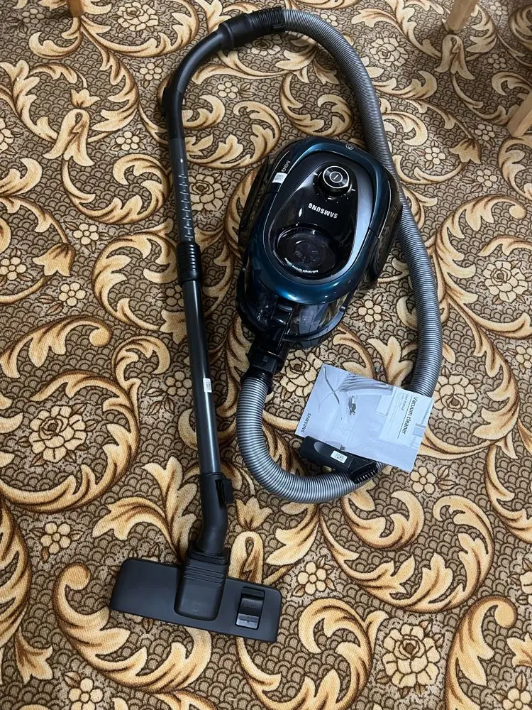 Khách hàng review Máy hút bụi dạng hộp Samsung VC18M21M0VN/SV-N 4