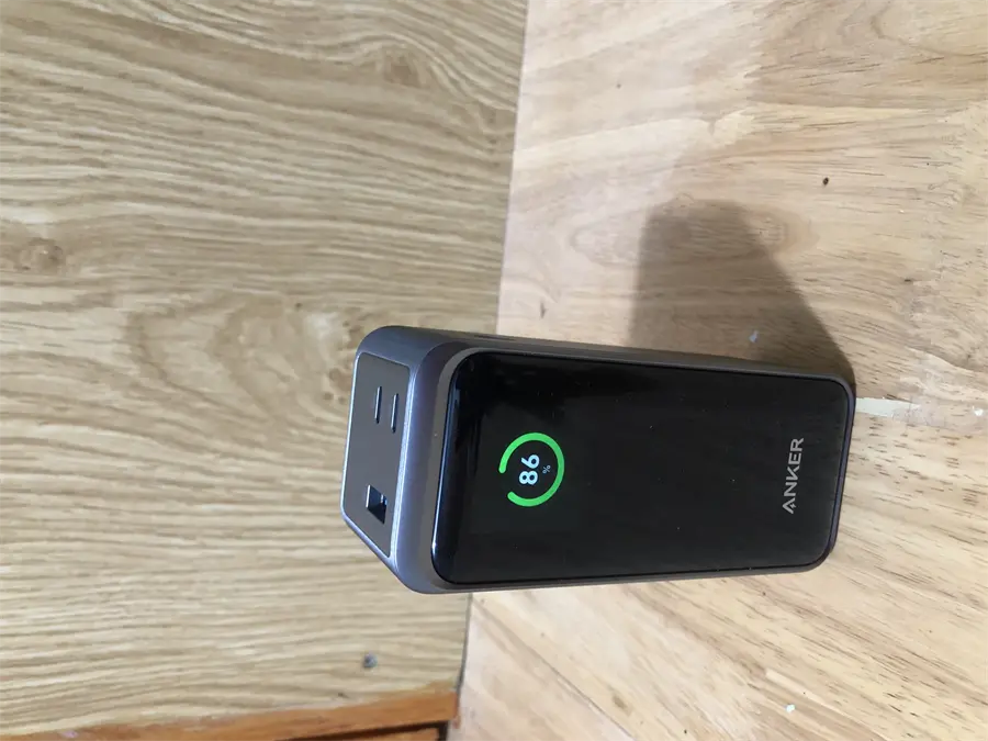 Khách hàng review Pin sạc dự phòng 20000mAh Type C PD QC 3.0 200W Anker Prime A1336 2