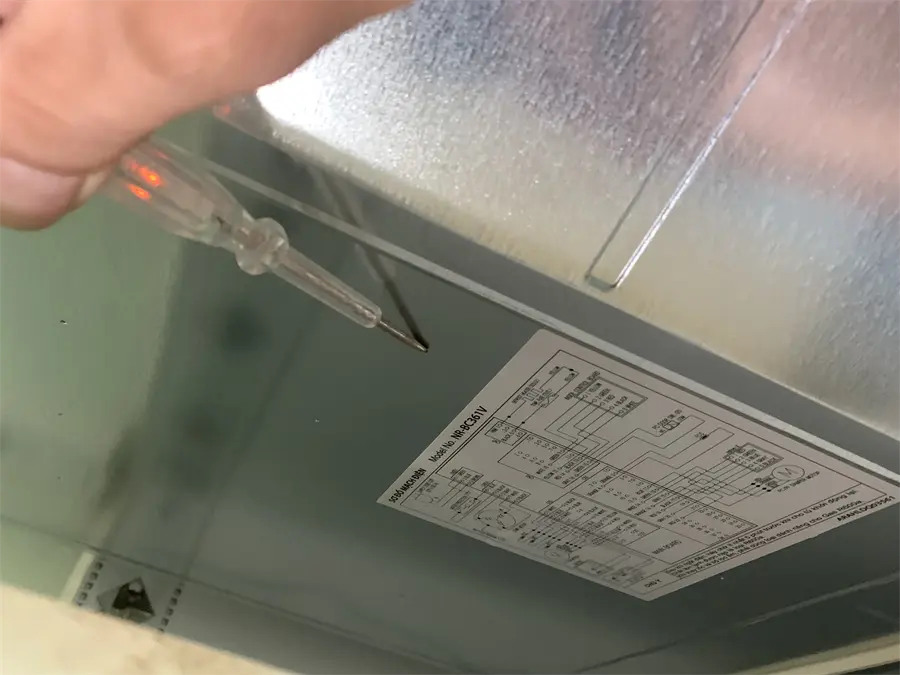 Khách hàng review Tủ lạnh Panasonic Inverter 325 lít NR-BC361VGMV 94