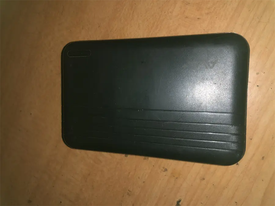 Khách hàng review Pin sạc dự phòng Polymer 10000mAh 12W AVA  DS609A 6