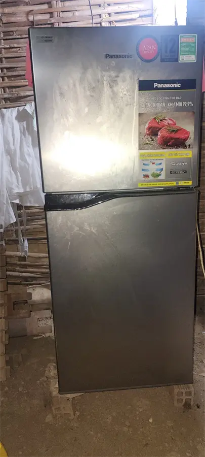 Khách hàng review Tủ lạnh Panasonic Inverter 170 lít NR-BA190PPVN 30