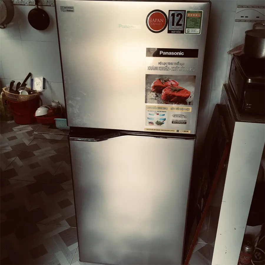 Khách hàng review Tủ lạnh Panasonic Inverter 170 lít NR-BA190PPVN 23