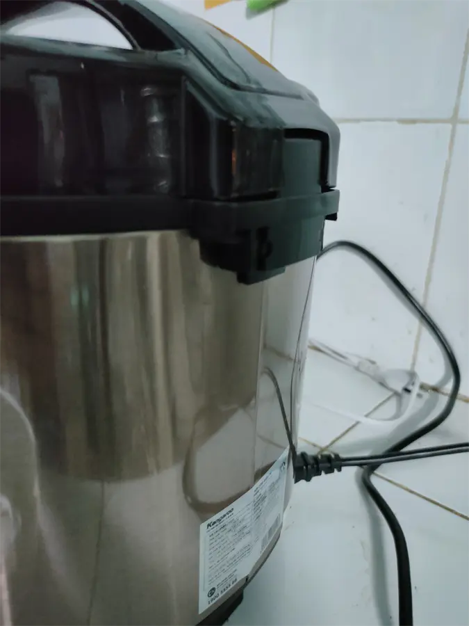 Khách hàng review Nồi cơm điện tử Kangaroo 1.8 lít KG18DR6 2