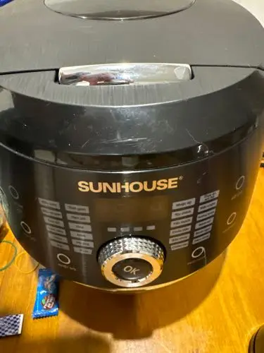 Khách hàng review Nồi cơm điện tử Sunhouse 1.8 lít SHD8911 5