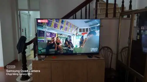 Khách hàng review Smart Tivi Crystal UHD Samsung 4K 65 inch UA65CU8000 5