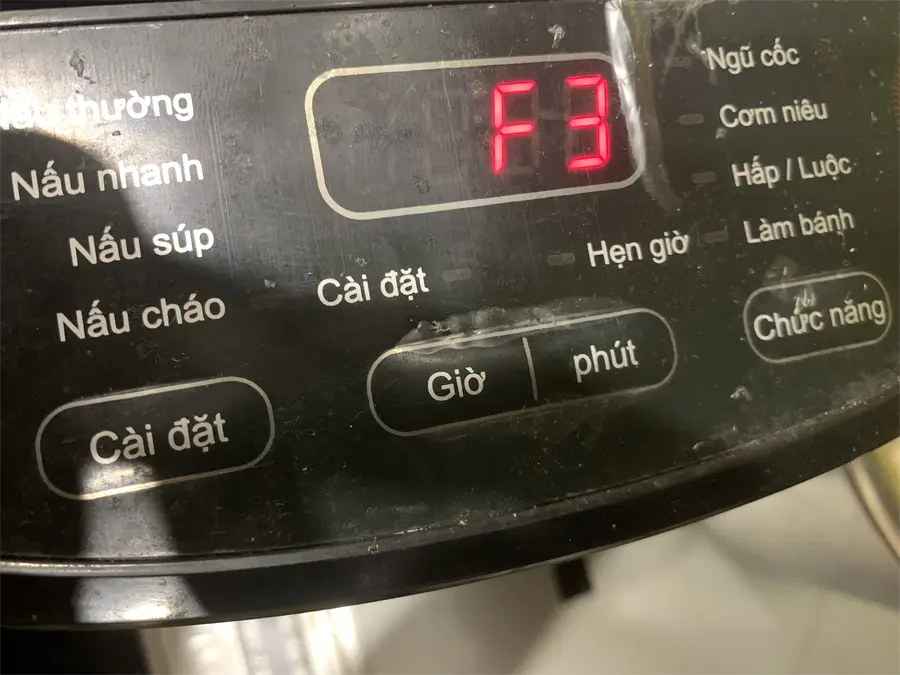 Khách hàng review Nồi cơm điện tử AVA 1.8 lít TP40-CT01E 1