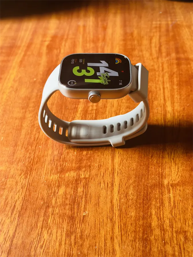 Khách hàng review Xiaomi Redmi Watch 4 47.5mm dây silicone 7