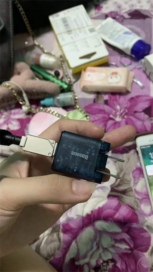 Khách hàng review Cáp sạc nhanh Type-C - Lightning 20W 2m Baseus Unbreakable CB000049 1