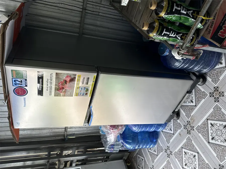 Khách hàng review Tủ lạnh Panasonic Inverter 170 lít NR-BA190PPVN 10