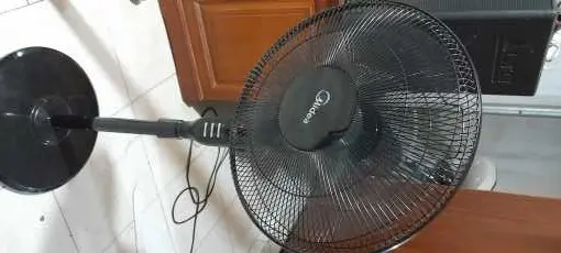 Khách hàng review Quạt đứng Midea 5 cánh FS40-15QR 55W 1