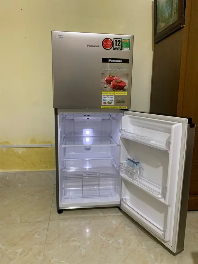 Khách hàng review Tủ lạnh Panasonic Inverter 170 lít NR-BA190PPVN 7