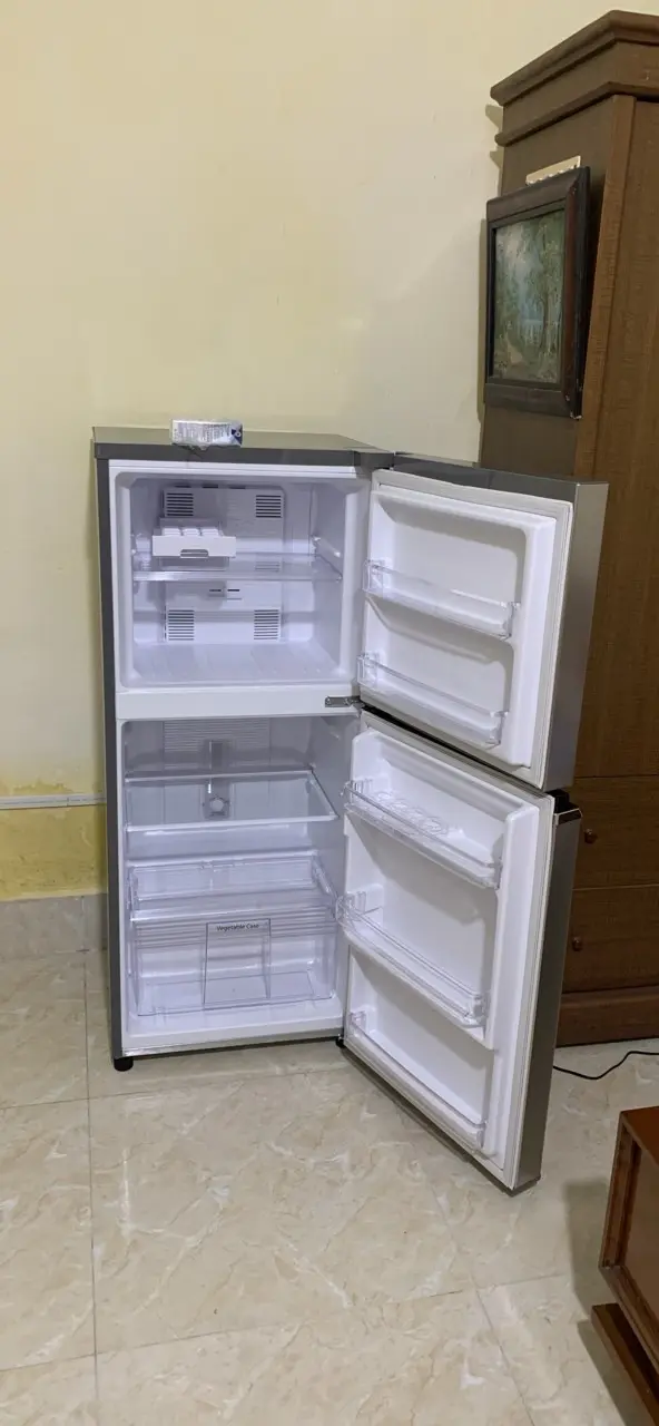 Khách hàng review Tủ lạnh Panasonic Inverter 170 lít NR-BA190PPVN 8
