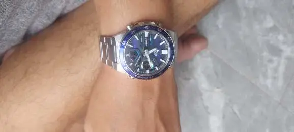 Khách hàng review Đồng hồ EDIFICE CASIO 46.9 mm Nam EFV-C110D-2AVDF 2